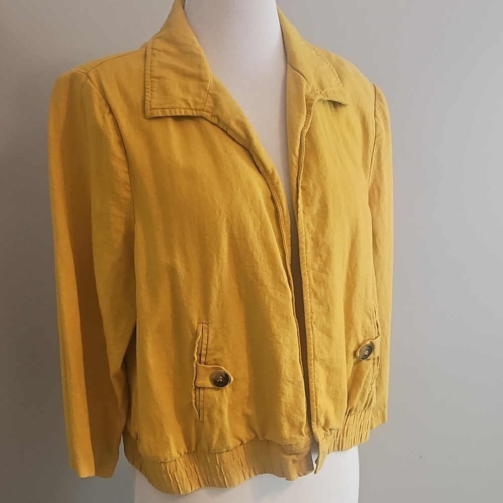 Linen NYCC Short Blazer